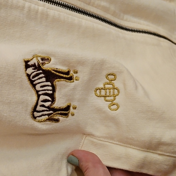 **Clearance** Vintage EVR Cream Beige Zip-up Sweatshirt With Animal Appliques - Picture 6 of 10